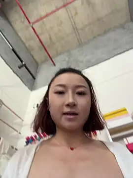 xixi26 online show from 07-13-26, 04:37