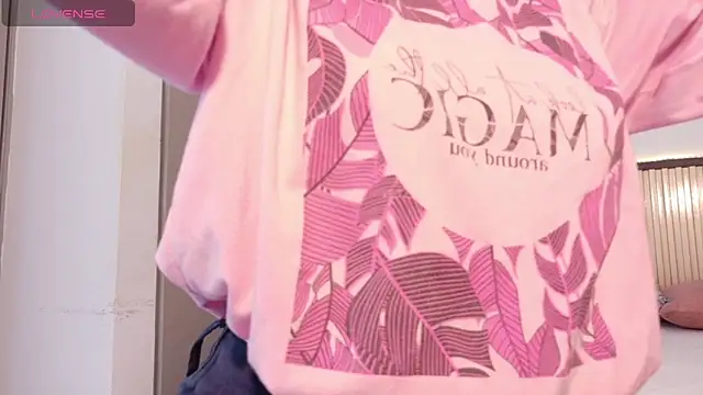 Scarlet Vixen  online show from 03-03-26, 01:28