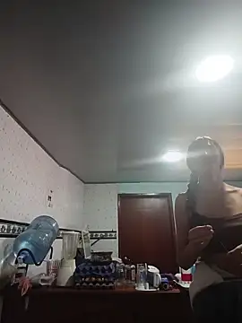 Snapshot of -Lore- chatting on 02-15-26, 03:31 -Lore- online show from 02-15-26, 03:31