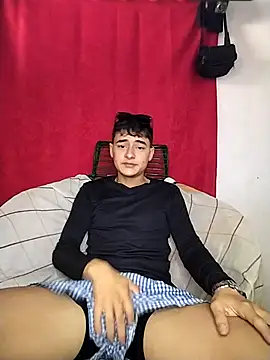 Snapshot of attractive-sexx chatting on 02-08-26, 01:03 attractive-sexx online show from 02-08-26, 01:03