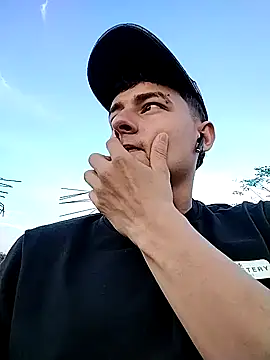 Snapshot of attractive-sexx chatting on 03-03-26, 10:37 attractive-sexx online show from 03-03-26, 10:37