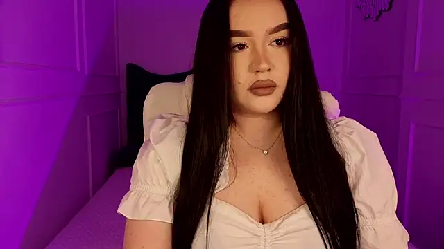 tinafox  online show from 03-23-26, 04:00