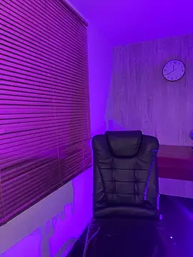 elodie rouge online show from 02-12-26, 04:40