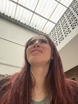 elodie rouge online show from 06-06-26, 11:37