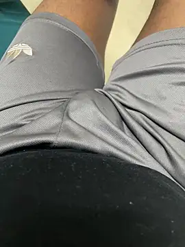 Snapshot of Yourdhiraj chatting on 02-13-26, 07:21 Yourdhiraj online show from 02-13-26, 07:21