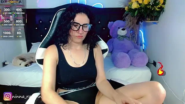 AriaDark online show from 04-21-26, 02:51