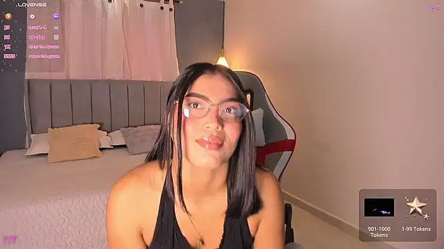valentina Noa online show from 06-07-26, 01:26