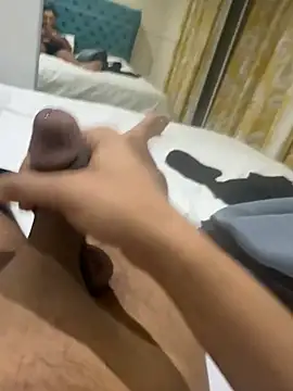 Snapshot of Brownadam111 chatting on 03-01-26, 03:52 Brownadam111 online show from 03-01-26, 03:52