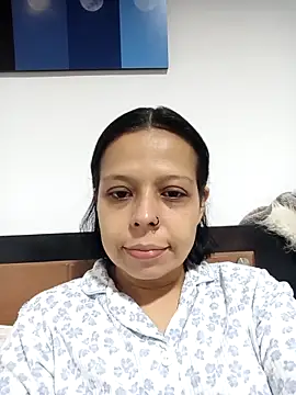 Snapshot of RossyAlvarez chatting on 02-16-26, 03:02 RossyAlvarez online show from 02-16-26, 03:02