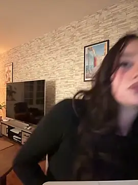 claraaaa06 online show from 02-13-26, 08:05