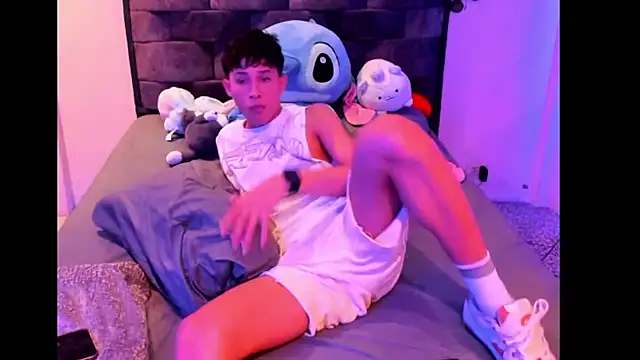 Adam hottie online show from 03-12-26, 07:47