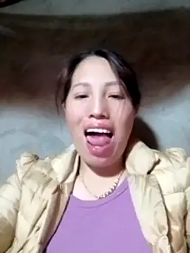 Gummiesu online show from 03-14-26, 07:41