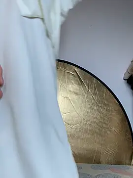 Cheating-wife online show from 04-23-26, 02:08