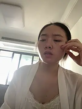 Snapshot of Cheating-wife chatting on 06-09-26, 09:21 Cheating-wife online show from 06-09-26, 09:21