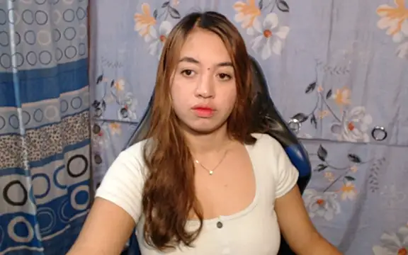 pinay mayahiga online show from 03-10-26, 06:18