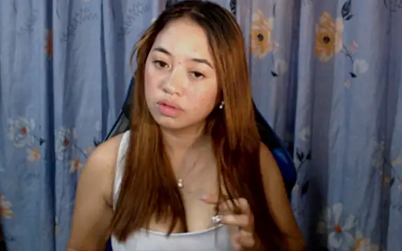 pinay mayahiga online show from 04-24-26, 03:58