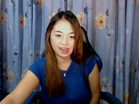 pinay mayahiga online show from 04-27-26, 05:33