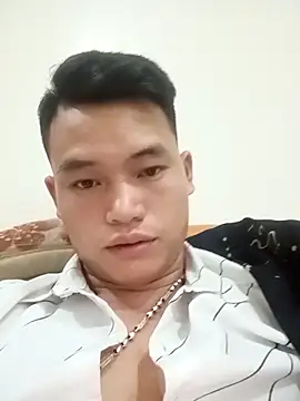 Maycute18 online show from 02-05-26, 02:11