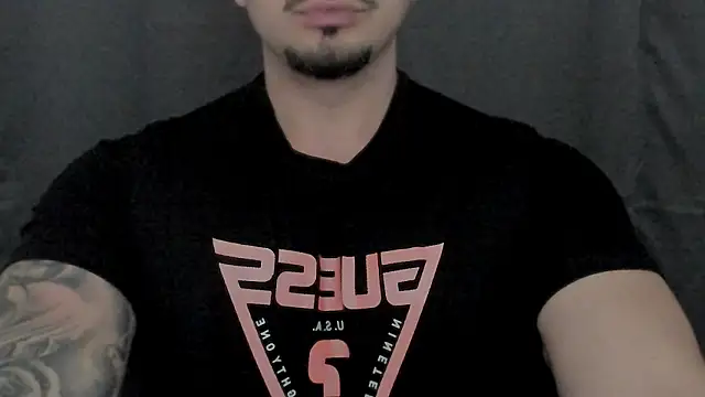 Snapshot of TONYWILSONN chatting on 03-14-26, 05:24 TONYWILSONN online show from 03-14-26, 05:24