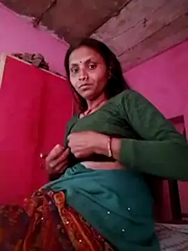 Juli rathore online show from 03-04-26, 09:48