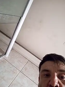 gato rafaelzn36 online show from 04-10-26, 02:39