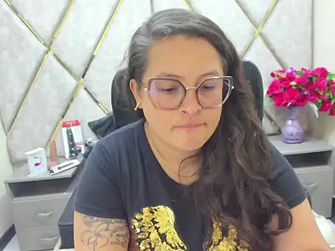 Sarah Boobs  online show from 04-24-26, 03:31