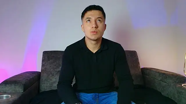 Alexander Connor online show from 04-30-26, 11:49