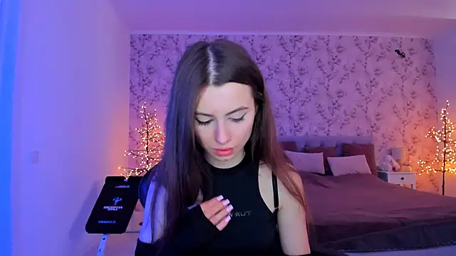 Hot Molly5 online show from 04-23-26, 01:24