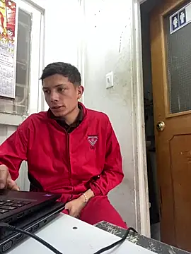 santiObrero online show from 02-10-26, 07:51