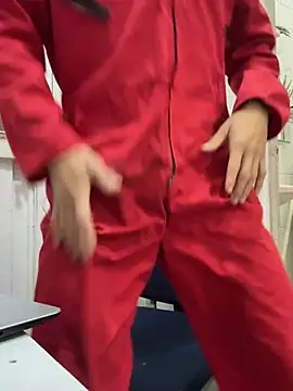 santiObrero online show from 04-29-26, 03:16