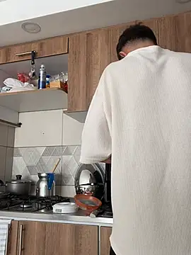 santiObrero online show from 05-27-26, 06:05