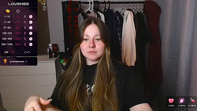 Snapshot of secretvic chatting on 02-02-26, 09:35 secretvic online show from 02-02-26, 09:35