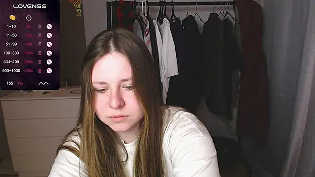 Snapshot of secretvic chatting on 02-04-26, 06:47 secretvic online show from 02-04-26, 06:47