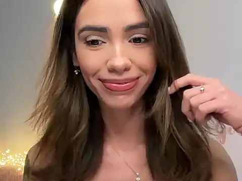 Snapshot of AyanaLys chatting on 01-18-26, 02:21 AyanaLys online show from 01-18-26, 02:21