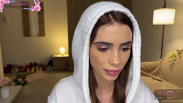 Snapshot of AyanaLys chatting on 03-10-26, 04:23 AyanaLys online show from 03-10-26, 04:23