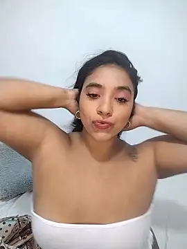 Eva Ferrari online show from 04-30-26, 04:02