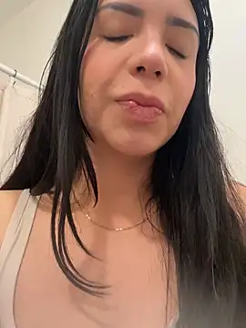 xbellaxenrqzx online show from 04-08-26, 02:28