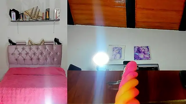 Snapshot of harper_funny chatting on 03-09-26, 04:05 harper funny online show from 03-09-26, 04:05