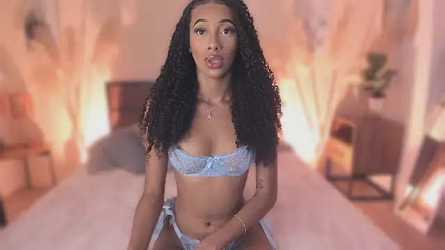 Snapshot of KaryMooon chatting on 03-12-26, 08:15 KaryMooon online show from 03-12-26, 08:15