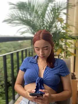 Snapshot of Carithooo chatting on 02-06-26, 01:47 Carithooo online show from 02-06-26, 01:47