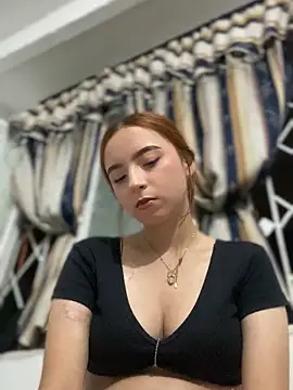 Snapshot of Carithooo chatting on 03-05-26, 11:45 Carithooo online show from 03-05-26, 11:45