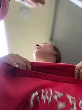 Snapshot of Carithooo chatting on 03-06-26, 10:50 Carithooo online show from 03-06-26, 10:50