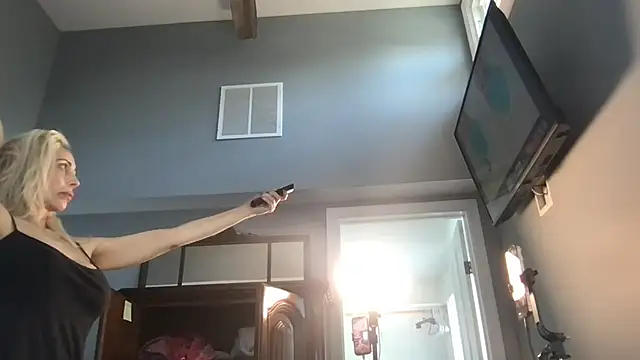 LindseyFAFO online show from 04-11-26, 03:27