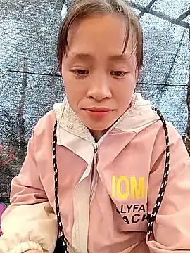 Snapshot of Hari-saka chatting on 02-20-26, 08:05 Hari-saka online show from 02-20-26, 08:05