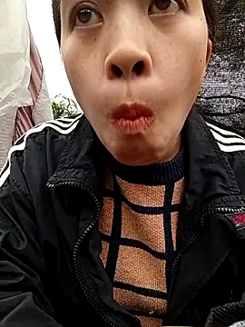 Snapshot of Hari-saka chatting on 02-22-26, 02:02 Hari-saka online show from 02-22-26, 02:02