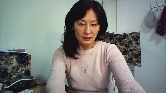 Snapshot of bella2322 chatting on 02-13-26, 04:52 bella2322 online show from 02-13-26, 04:52