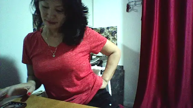 Snapshot of bella2322 chatting on 03-08-26, 06:44 bella2322 online show from 03-08-26, 06:44