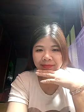 Snapshot of Lioe_koei chatting on 05-04-26, 03:35 Lioe koei online show from 05-04-26, 03:35