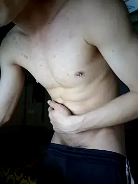 minhtai109 online show from 02-12-26, 03:51