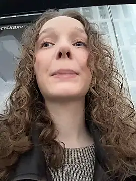 outside rosy online show from 04-04-26, 04:15